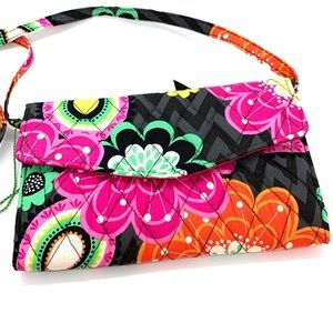 NWOT - Vera Bradley crossbody floral wallet